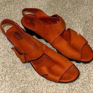 Arche Super Soft Leather Womens Sandals Size EU 41 Orange